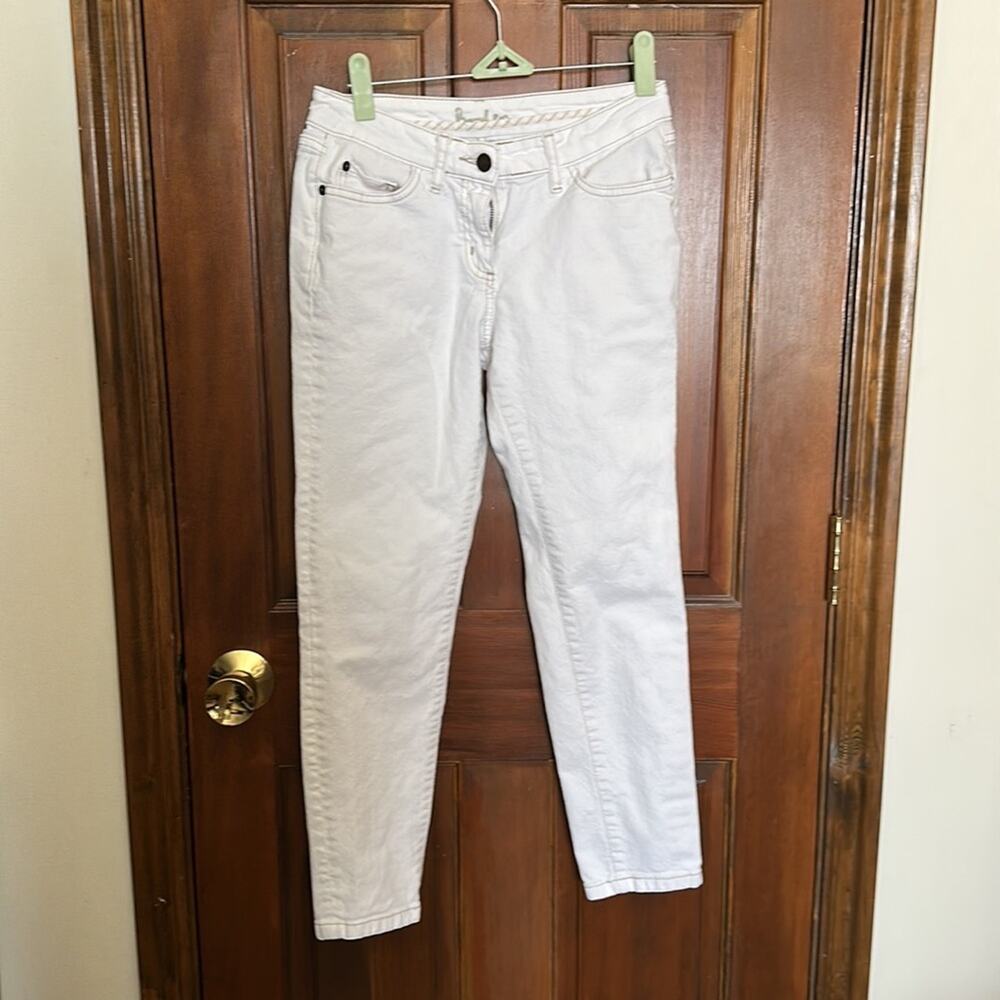 Boden | White Jeans with Beige Stitching Size 4P